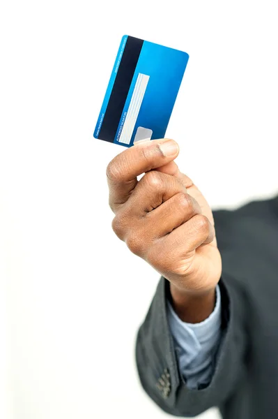 Muž ruku ukazující kreditní karty — Stock fotografie