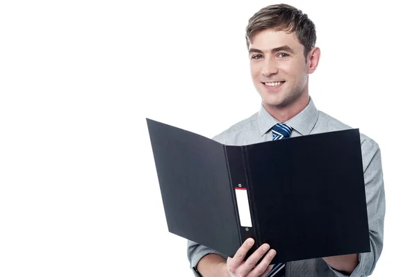 Businessman reading documents — Stock Photo, Image