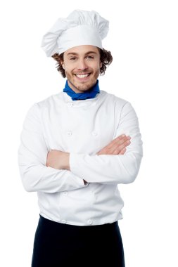 çapraz kolları olan erkek aşçı