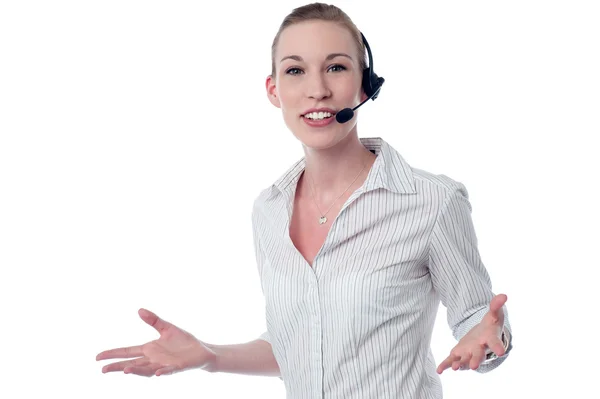 Call center executive con auricolare — Foto Stock