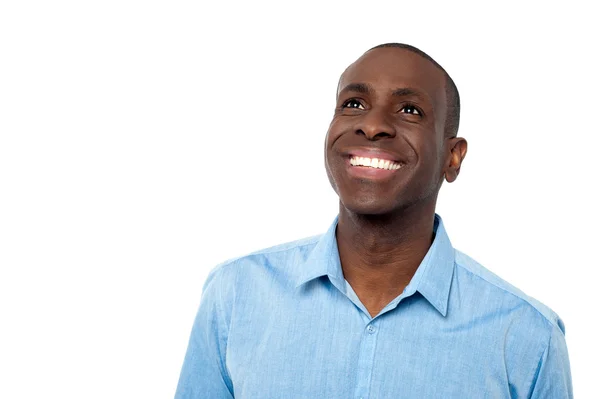 Man in casual clothing looking up — Stock Photo, Image