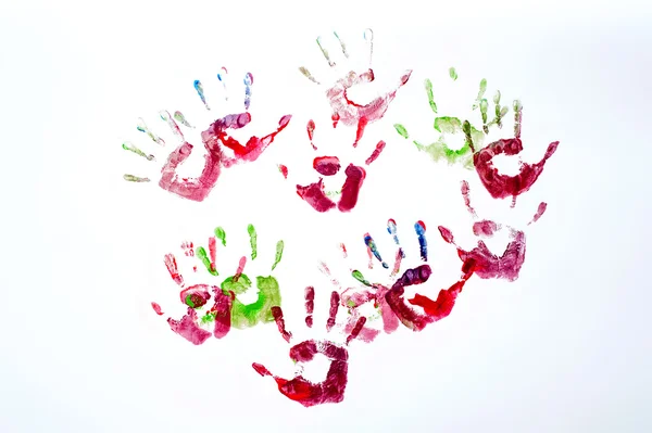 Impresiones coloridas de manos de niños — Foto de Stock
