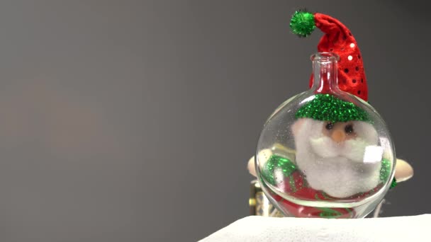 Счастливого Рождества Санта Клаус Бутылкой — стоковое видео