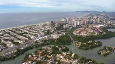 Barra da Tijuca bölgesi, Rio de Janeiro, Brezilya. Amerika Bulvarı.