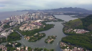 Barra da Tijuca bölgesi, Rio de Janeiro, Brezilya. Amerika Bulvarı.