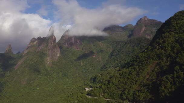 Luftaufnahme Der Alpen Berg Des Fingers Gottes Stadt Teresopolis Bundesstaat — Stockvideo