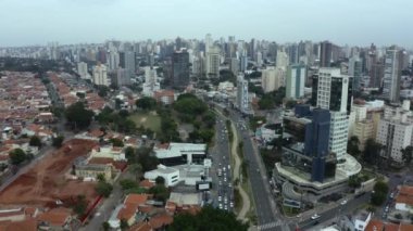 Campinas şehri, Jose de Souza Campos sokağı, Brezilya.