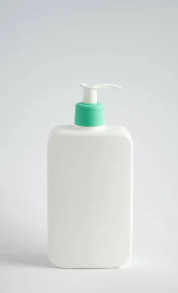 Botella Grande Plástico Blanco Con Dispensador Bomba Como Recipiente Líquido — Foto de Stock