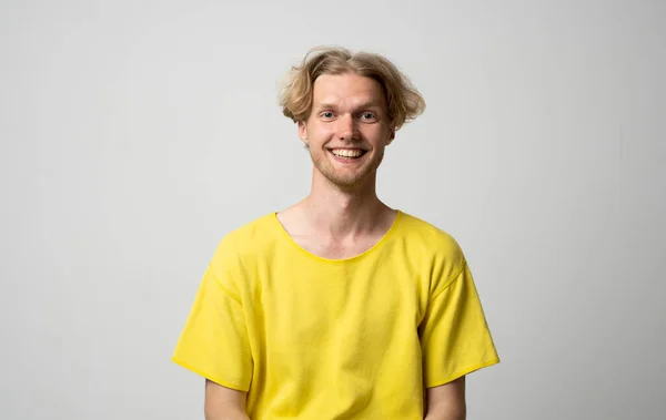 Portrait Happy Smiley Positive Hipster Man Yellow Shirt Looking Camera — 图库照片