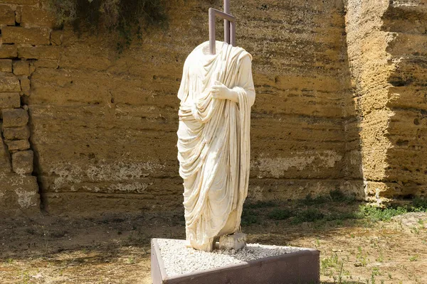 Monumentos Panorámicos Las Estatuas Mármol Togati Valle Los Templos Agrigento — Foto de Stock