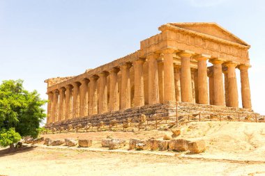 Muhteşem Concordia Tapınağı Panoramaları (Tempio della Concordia) Tapınaklar Vadisi, Agrigento, Sicilya, İtalya.
