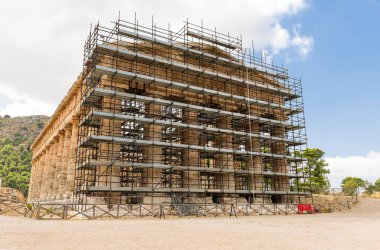 Trapani, Sicilya, İtalya 'daki Segesta Tapınağı (Tempio di Segesta - Bölüm II) Mimari Manzaraları.