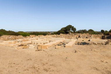 Trapani, Marsala, İtalya 'daki Herkül Tapınağı' nın (Tempio di Ercole) panoramik manzaraları..