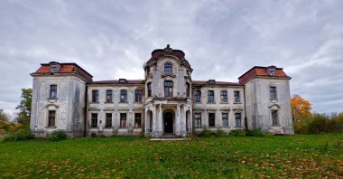 Belarus 'taki antik malikane.