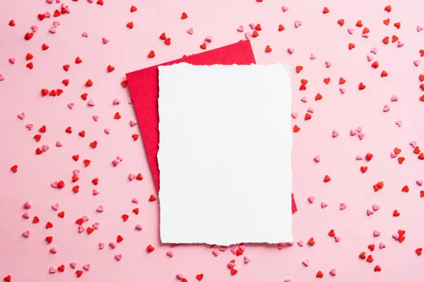 Happy Valentines Day Composition Blank Paper Card Mockup Red Envelope — Stock Photo, Image