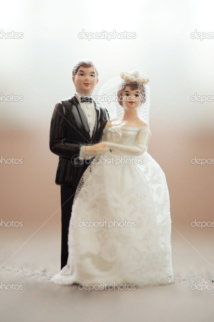 miniature wedding couple doll