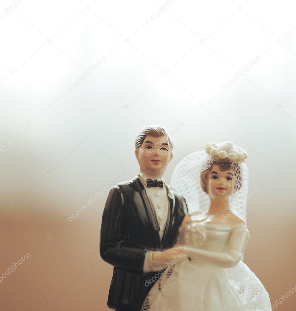 miniature wedding couple doll