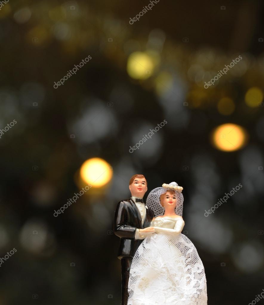 miniature wedding couple doll