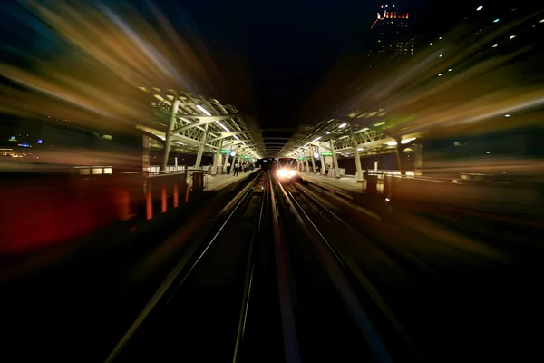 Sky train i bangkok — Stockfoto