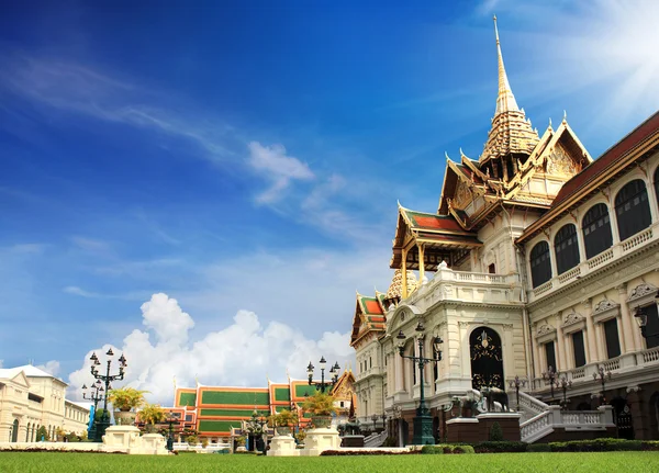 Till det stora palatset, bangkok thailand — Stockfoto