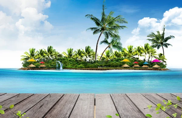 Vacanze estive sfondo e isola con palme — Foto Stock