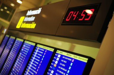 havaalanına gidiş bilgi panosu