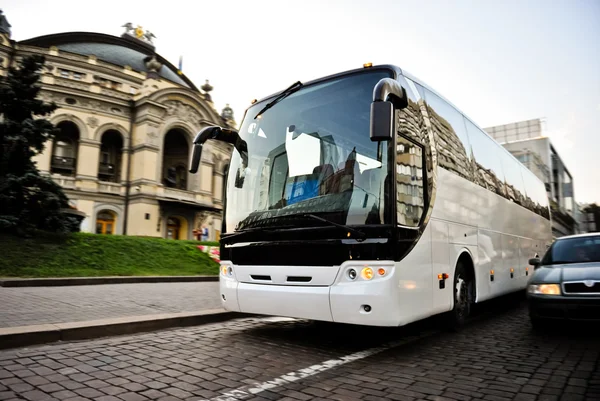 Witte bus — Stockfoto