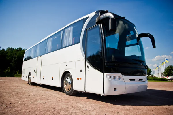 Ônibus branco — Fotografia de Stock