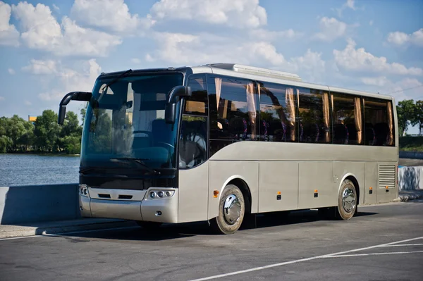 Grauer Bus — Stockfoto