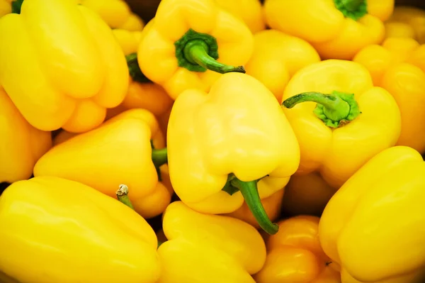 Yellow peppers — Stock Photo, Image