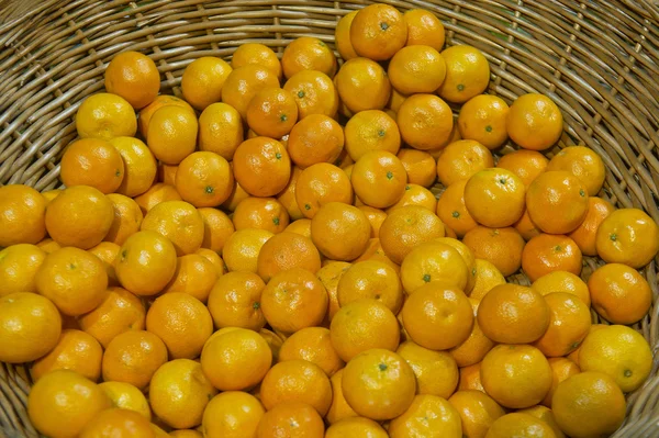 Sabrosas mandarinas en un supermercado — Foto de Stock