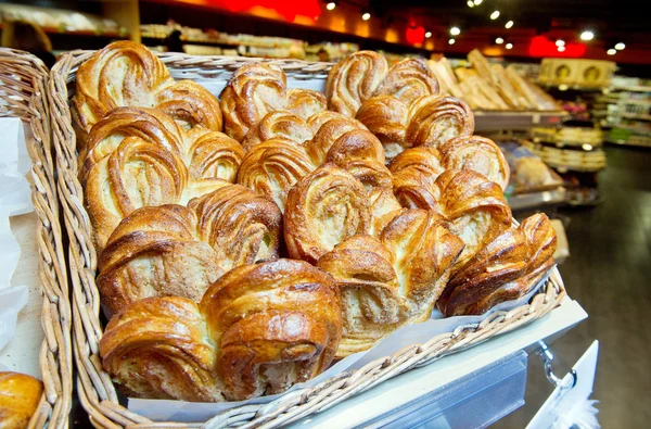 Venda de biscoitos com açúcar e loja no bazar — Fotografia de Stock