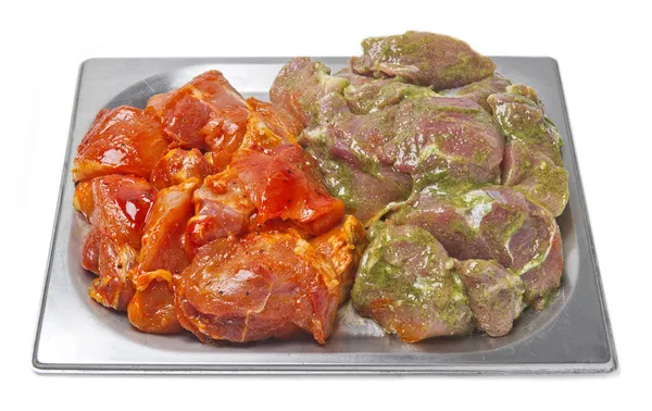 Carne fresca crua no escabeche — Fotografia de Stock