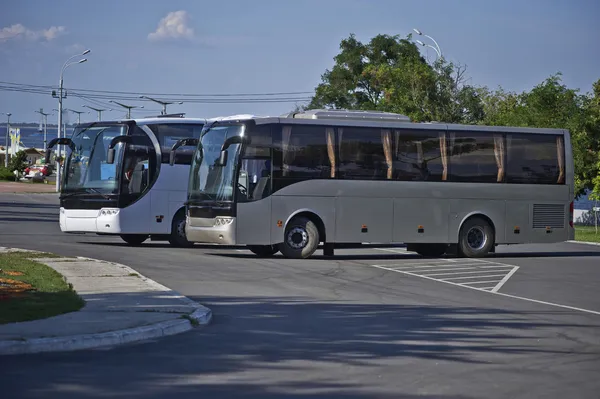 Autocarros adjacentes — Fotografia de Stock