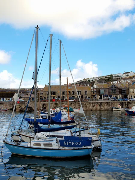 Porthleven vnitřní přístav — Stock fotografie