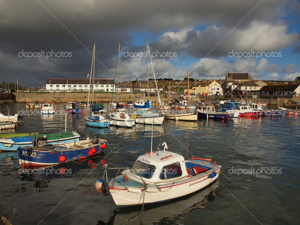 Boats in Porthleven Harbour Stock Editorial Photo © mosnell 14772595