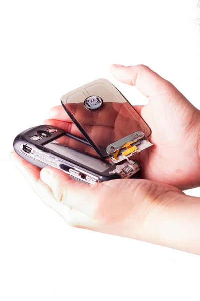 Broken Smartphone in man's hands. — Stock Photo, Image