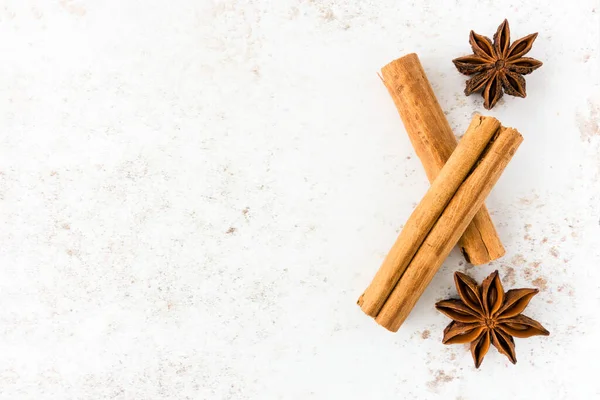 Food Background Ceylon Cinnamon Sticks Star Anise White Speckled Background — Stock Photo, Image