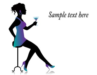 bir kokteyl ile oturan kadın