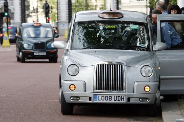 Vervoer in Hackney, Londen taxi — Stockfoto