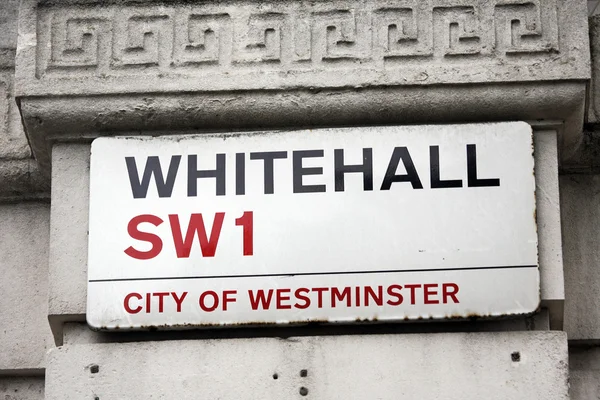 London straßenschild - whitehall — Stockfoto