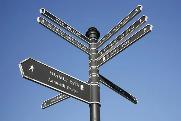 London Street Direction Sign Post — Stock Photo, Image