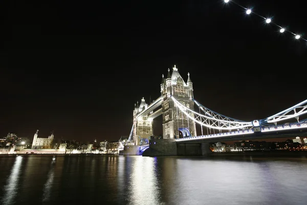 Tower Bridge di notte — Foto Stock