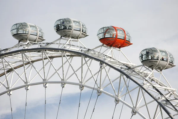 London Eye, Acercamiento, Rueda del Milenio — Foto de Stock