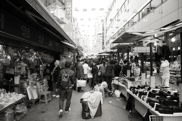 South gate, nam dae mun in Koreaanse, markt — Stockfoto