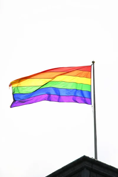 Regenbogenfahne in Londons Gay Pride — Stockfoto