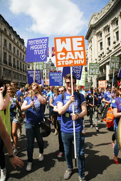 2013, Londra gurur duyuyoruz.