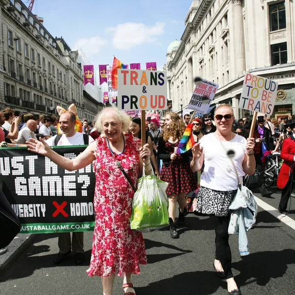 2013, Londra gurur duyuyoruz.