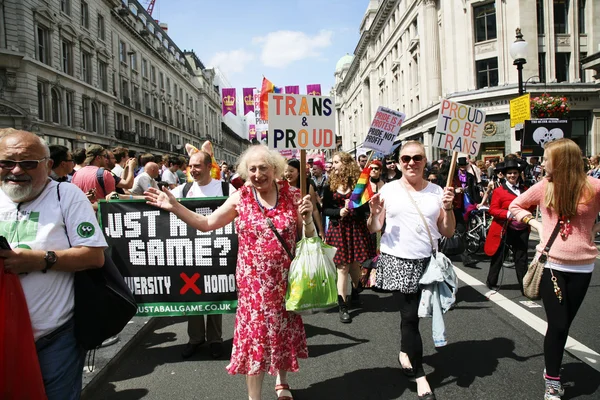 2013, Londra gurur duyuyoruz.