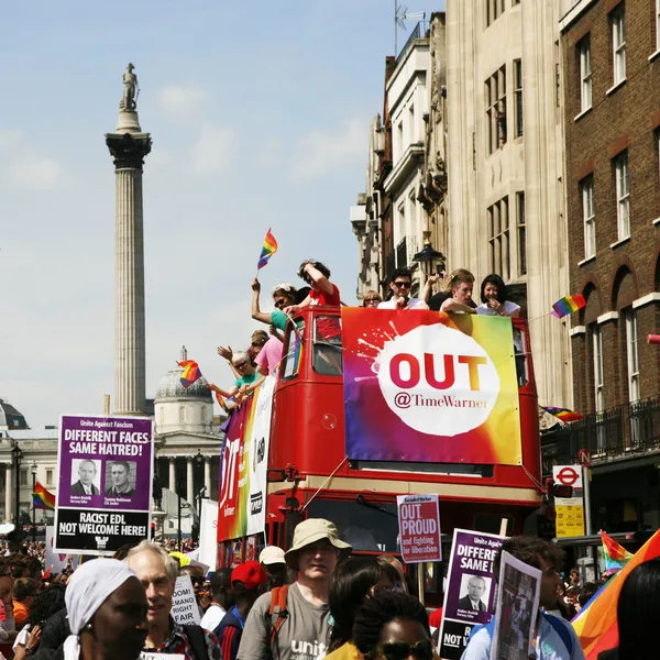 2013, Londra gurur duyuyoruz.